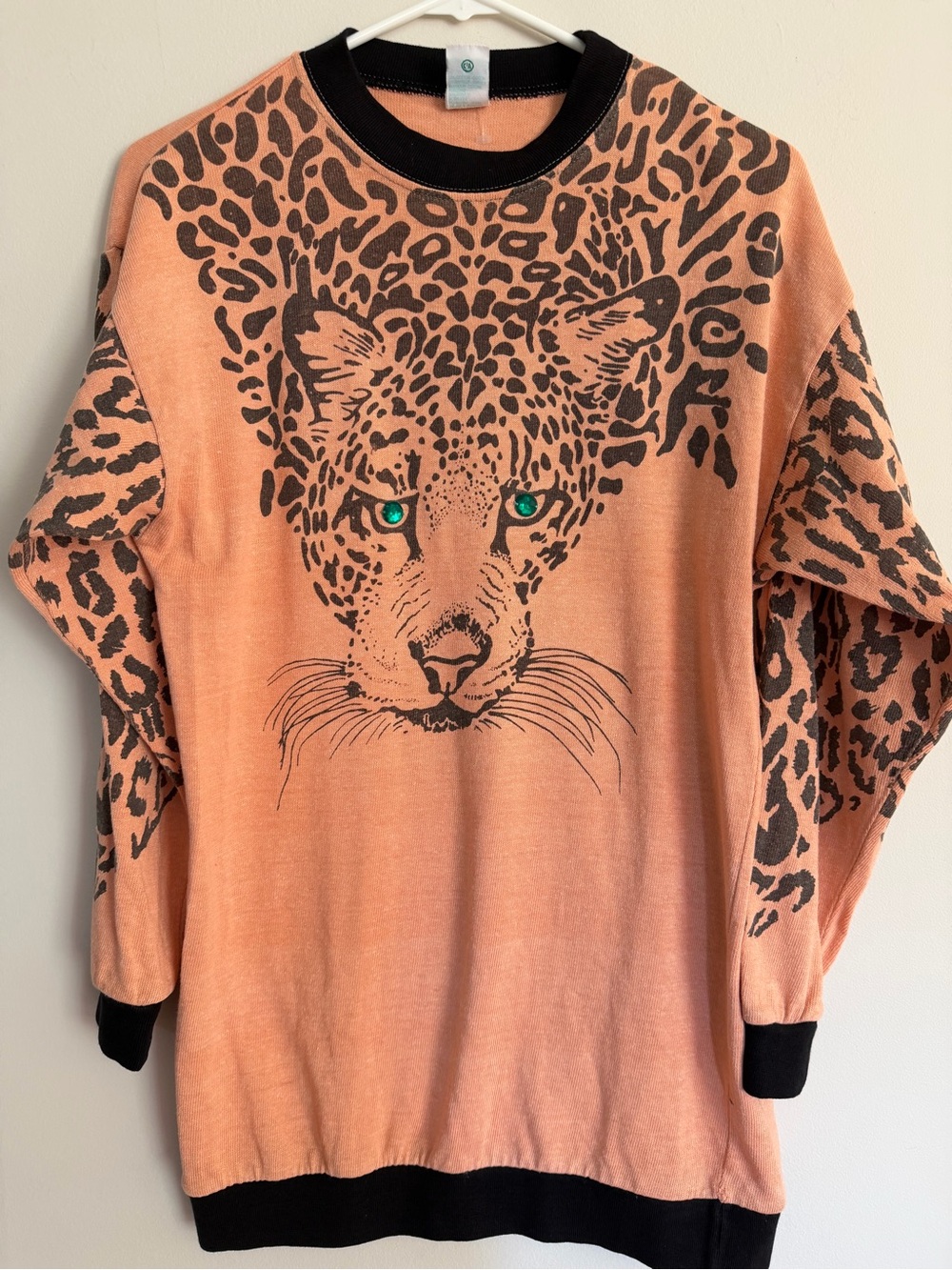 Vintage 90s Peach Leopard Sweater Tunic with Green Gemstone Eyes S Small